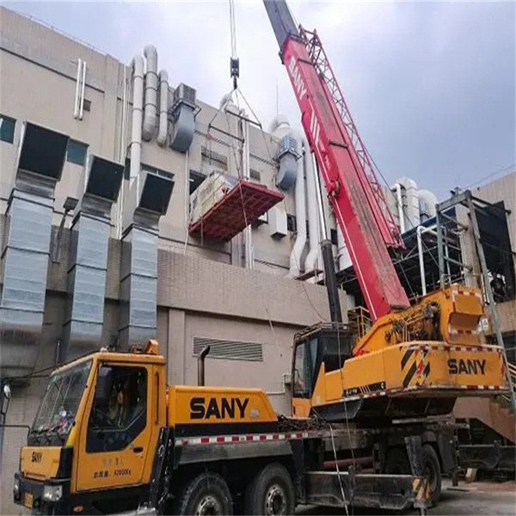 洪山租赁大型汽车吊，助力工程项目高效进行