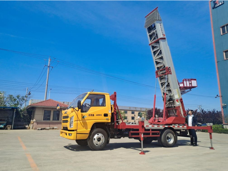 洪山云梯车出租费用解析：如何选择更具性价比的服务